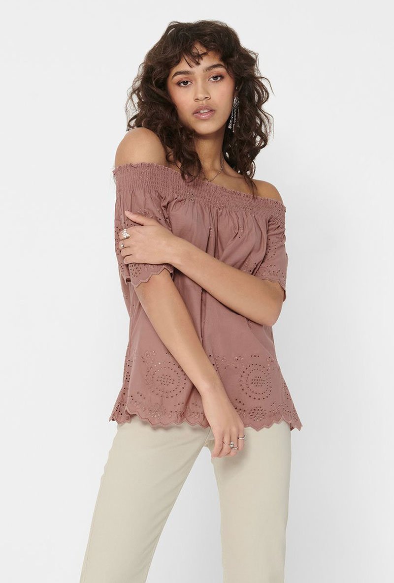ONLY SHERRY OFF SHOULDER TOP