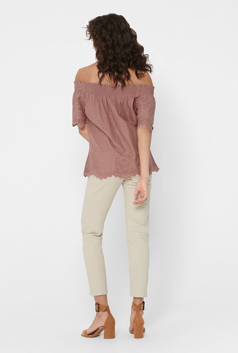 ONLY SHERRY OFF SHOULDER TOP