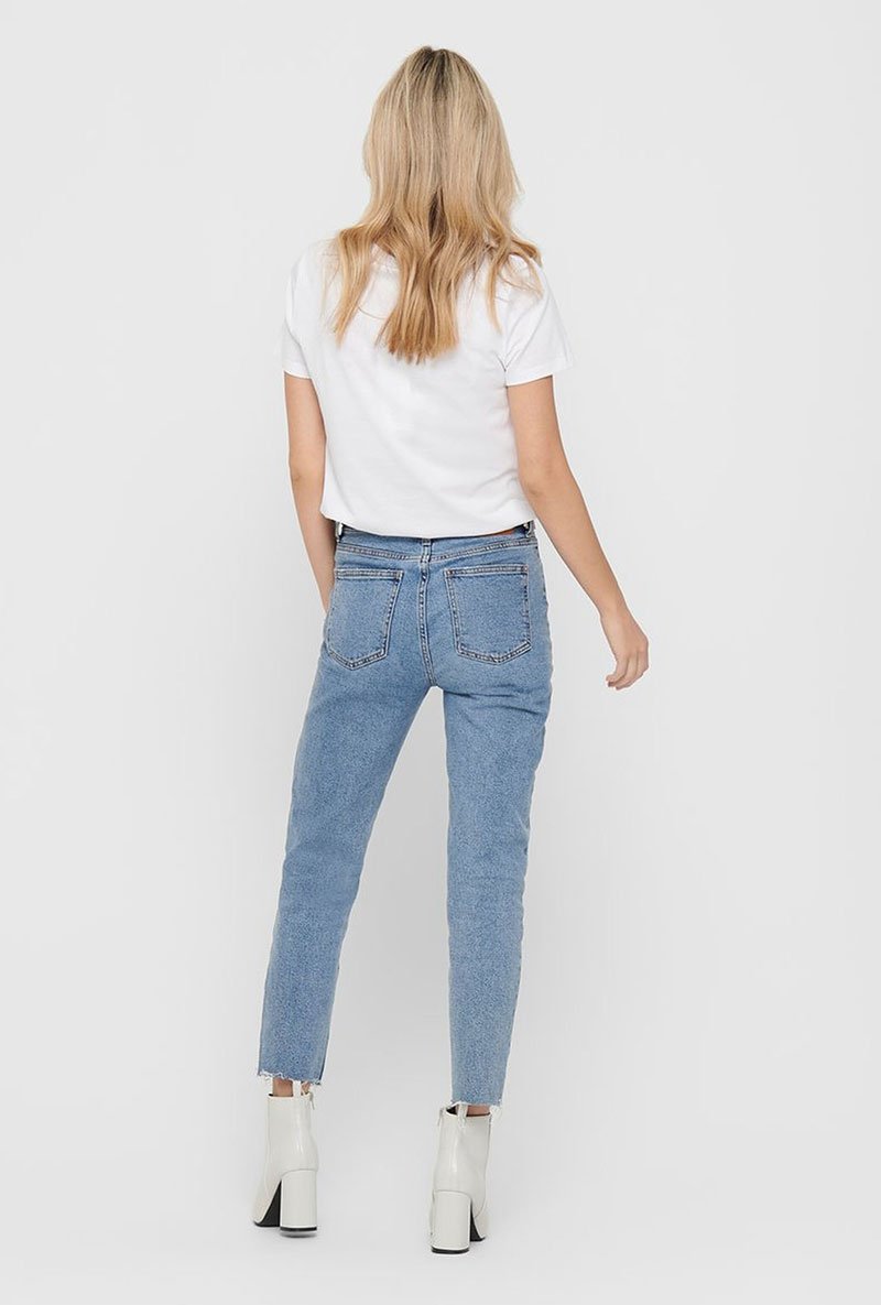 ONLY STORYTELLER TOP