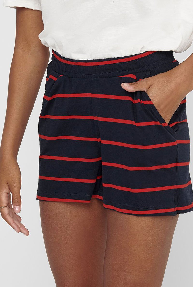 ONLY MAY LIFE STRIPE SHORTS