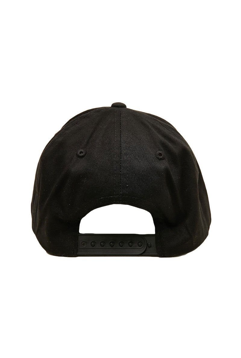ILLA SNAPBACK BASEBALL CAP