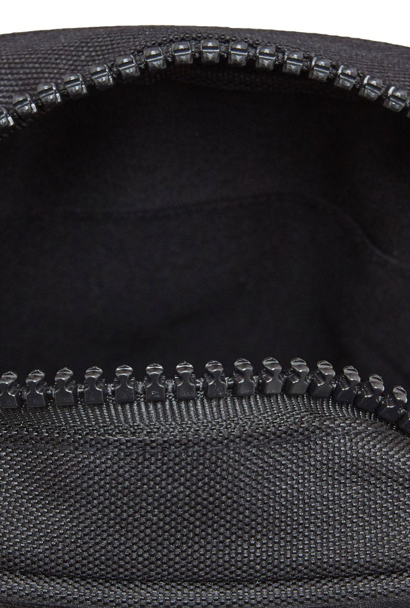 RUFUS CROSS BODY POUCH