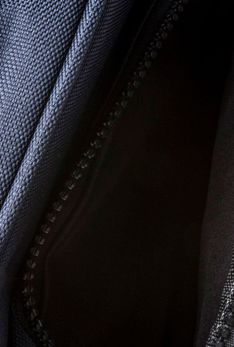 RUFUS CROSS BODY POUCH