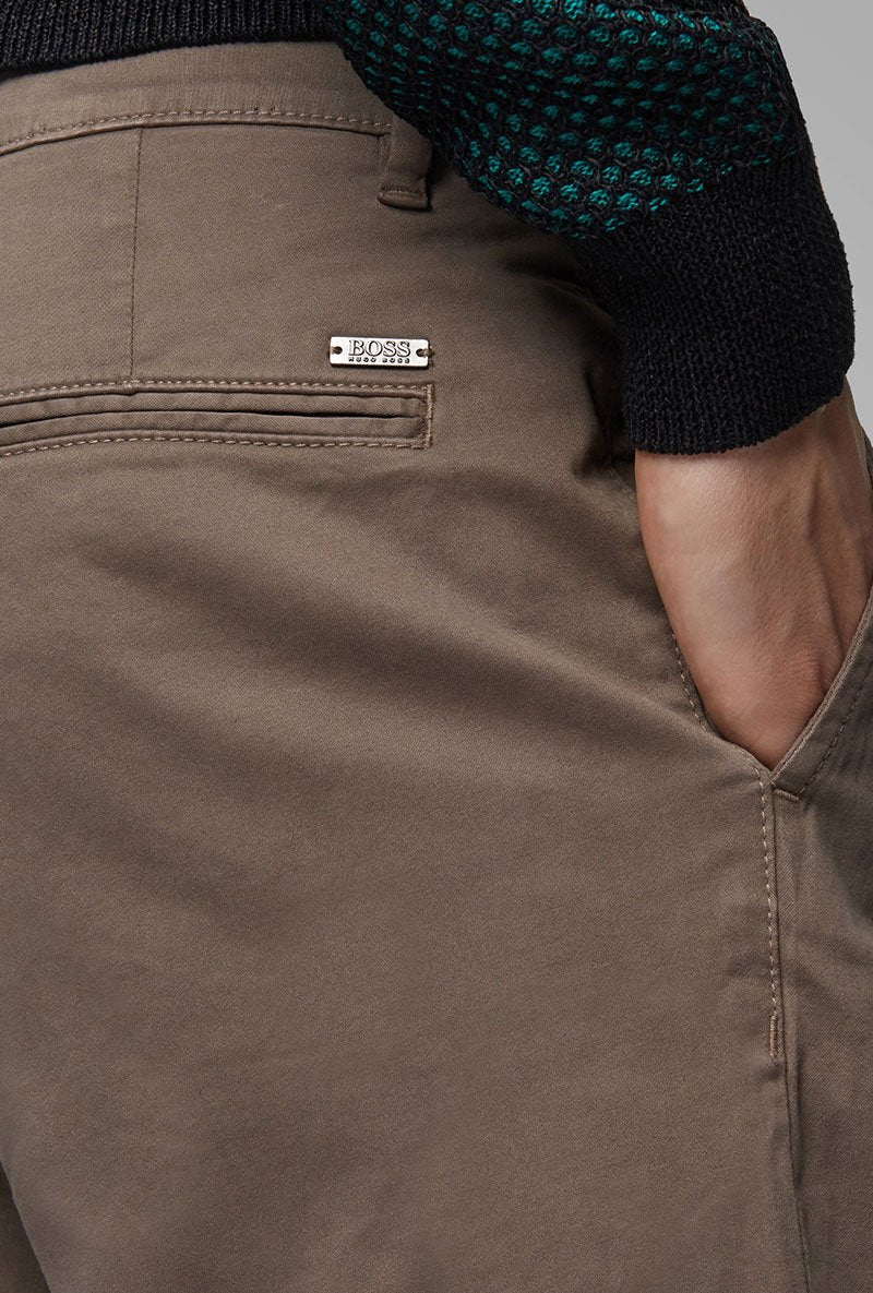 HUGO BOSS SLIM FIT CHINOS