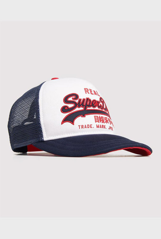 VINTAGE LOGO TRUCKER