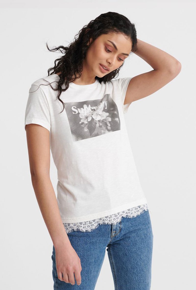 TILLY LACE GRAPHIC TEE