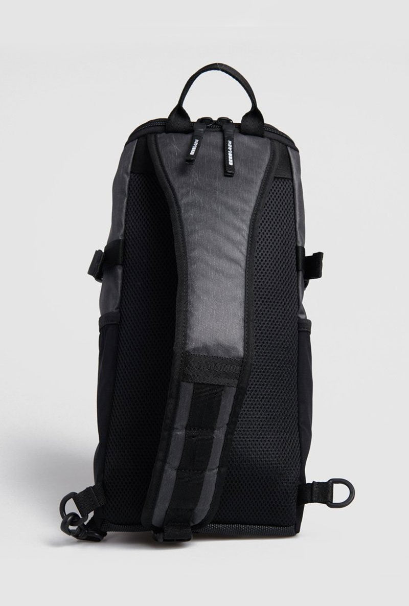 HARDY SLING BAG